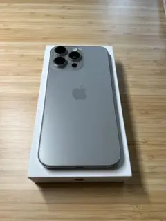 iPhone15 pro max 1TB simフリー ナチュラルチタニウム