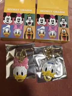 ディズニーストア ミッキー＆フレンズ シークレットチャーム ドナルド　デイジー