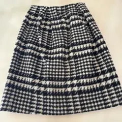 美品【STRAWBERRY FIELDS】千鳥柄スカート