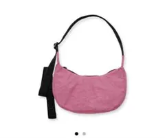 【美品】BAGGU スモールクレセントバッグ　アゼリアピンクのサムネイル