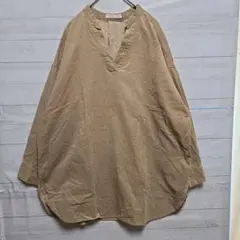 chocol raffine ベージュ Vネックシャツ オーバーサイズ