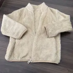 クリーム色 フリースジャケット