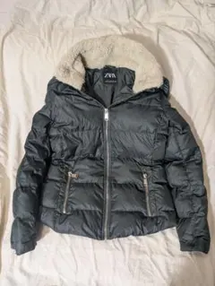 ザラ　フード付きダウンジャケット　ダウンコート