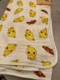 新品　ひよこ柄 ひざかけ　ガーゼタオル 85cm X 115cm チキン　ケット