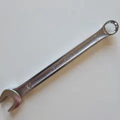 Item thumbnail for item 8752b90a-2764-4df1-8d3e-1e7270889a29