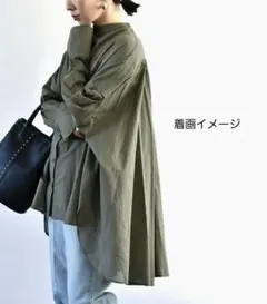 美品 meiyige テールカット デザインブラウス ミリタリー カーキ