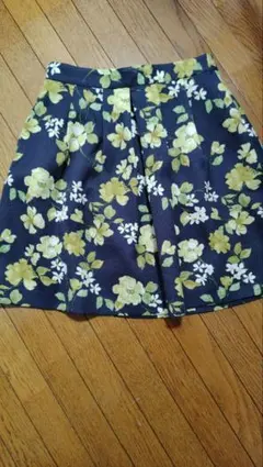 CECILMcBee　花柄刺繍フレアスカート