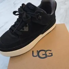 【美品/箱付】UGG W GOLDENCUSH ブラック スニーカー