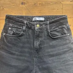 ZARA ブラックストレートデニム フリンジ裾 EUR36