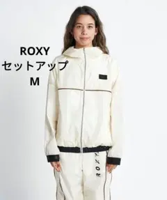 ROXY　ベージュ 　セットアップ　ナイロンのサムネイル