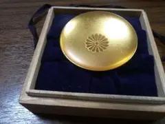 天皇即位50年 金杯 24K-GP 東邦株式会社 - メルカリ