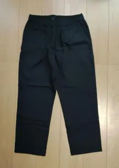 【試着のみ】ユニクロ　コットンリラックスアンクルパンツ　ブラック　Lサイズ