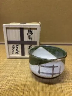 杉本貞光 五本亀茶碗 大徳寺511世 立花大亀 好書付 共箱 栞2 寺垣外 美品 2025年最新】杉本貞光 茶碗の人気アイテム - メルカリ