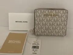 新品タグ付き　マイケルコース　折り財布