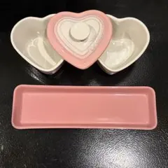 LE CREUSET ハート型食器セット ピンク - メルカリ