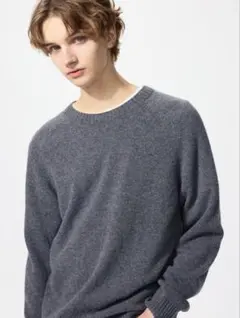 UNIQLO ラムクルーネックセーター