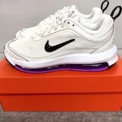 新品NIKE ナイキ エアマックス ランニングシューズ スニーカー 24
