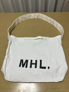 MHL. キャンバス ショルダーバッグ ホワイトのサムネイル