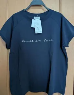 新品タグ付き　Dessin 半袖Tシャツ ネイビー ロゴ入りのサムネイル