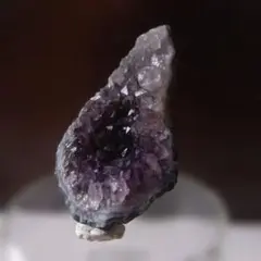 アメジストクラスター　原石 約10cm