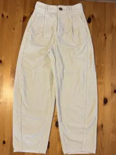 【美品】GUコーデュロイバレルレッグパンツ+EC丈短め　ナチュラル　XS