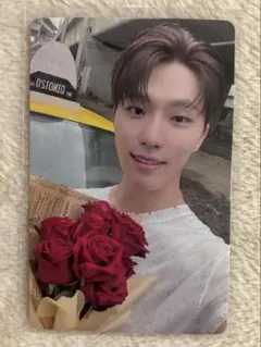 SEVENTEEN セブチ STF yzy 上海 サイン会 ディノ トレカ