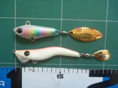 ブリーデン　メタルマル28、メーカー名称不明　スピンテールジグ　33ｇ、セットのサムネイル