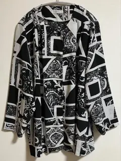 幾何学模様 五分袖シャツ ブラック・ホワイト