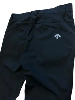 DESCENTE ロゴマーク×ロゴタグ ストレッチ素材ゴルフパンツ DESCENTE ロゴマーク×ロゴタグ ストレッチ素材ゴルフパンツ - メルカリ