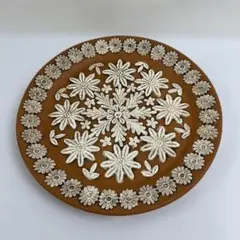 直径約45cm】フラワーマンダラ彫刻サイドテーブル - メルカリ