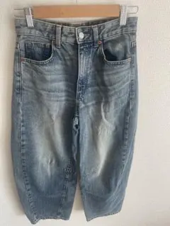 GU バレルレッグジーンズ 丈標準 S 67