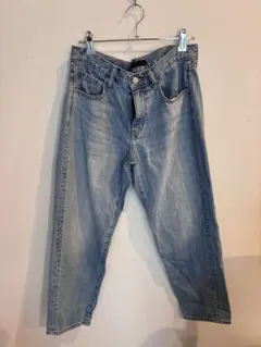 UNIQLO ストレートジーンズ 63.5cm