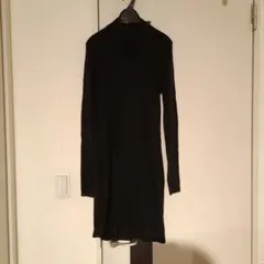 新品GAPブラック タートルネック ニットワンピース M