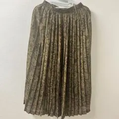 ペイズリー柄 プリーツロングスカートのサムネイル