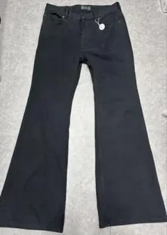 2025年最新】BALENCIAGA ブーツカットデニム・フレアデニムの