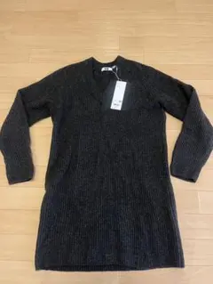 UNIQLO★新品タグ★プレミアムラムダークグレー Vネック セーター ワンピS