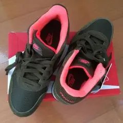新品NIKE ＭＤランナー2MID 24,5㎝