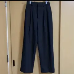 ユニクロ タックワイドパンツ Sサイズ