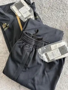 新品未使用 adidas ジャージ 上下セット ブラック ゴールド　アディダス