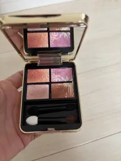 クレドポーボーテ　アイシャドウパレット　２セット08 02 美品 オンブルクルールクアドリ 2 Beach Pebbles（レフィル） / クレ