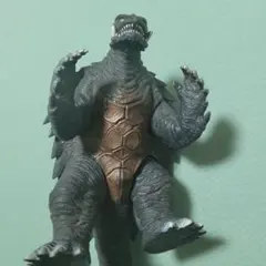 グ*ス様 ゴジラフィギュア 約15cm 「ガメラ」