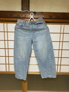 GU バレルレッグジーンズ