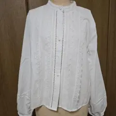 ZARA　ホワイト　レースブラウス