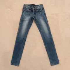 AZUL BY MOUSSY スキニーデニム 22のサムネイル
