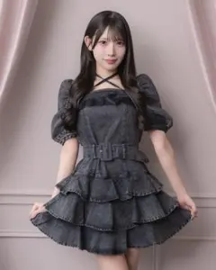 pium ティアードフリルミニワンピース デニム ワンピース - メルカリ