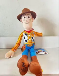 トイ・ストーリーLぬいぐるみ　ウッディ