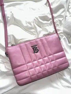 BURBERRY キルティング ローラ キルティング チェーン TB ピンク 2026年最新】ローラバッグ バーバリーの人気アイテム - メルカリ