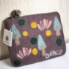 【新品】COOCO フェルトポーチ GRACE刺繍 ネパール製ハンドメイドポーチのサムネイル