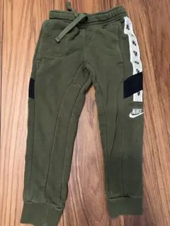 NIKE オリーブグリーン カジュアルパンツ