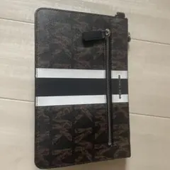 MICHEAL KORSクラッチバッグ 新品未使用